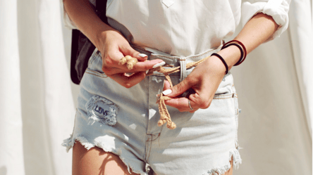 How to wear a belt in 2025 — The key accessory of Spring 2025 - 285x160