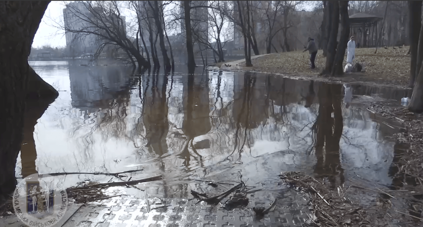 Киеву грозит наводнение – в КМВА показали кадры затопления столицы