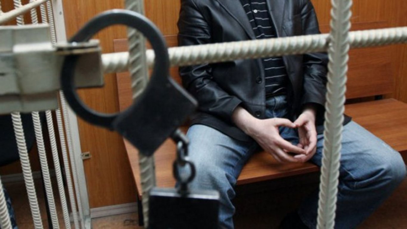 Сдавал позиции ВСУ: суд бросил киевлянина за решетку на 15 лет