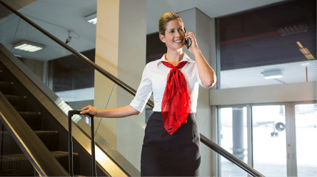 Украинская бортпроводница рассказала, как их учат спасать пассажиров - 285x160