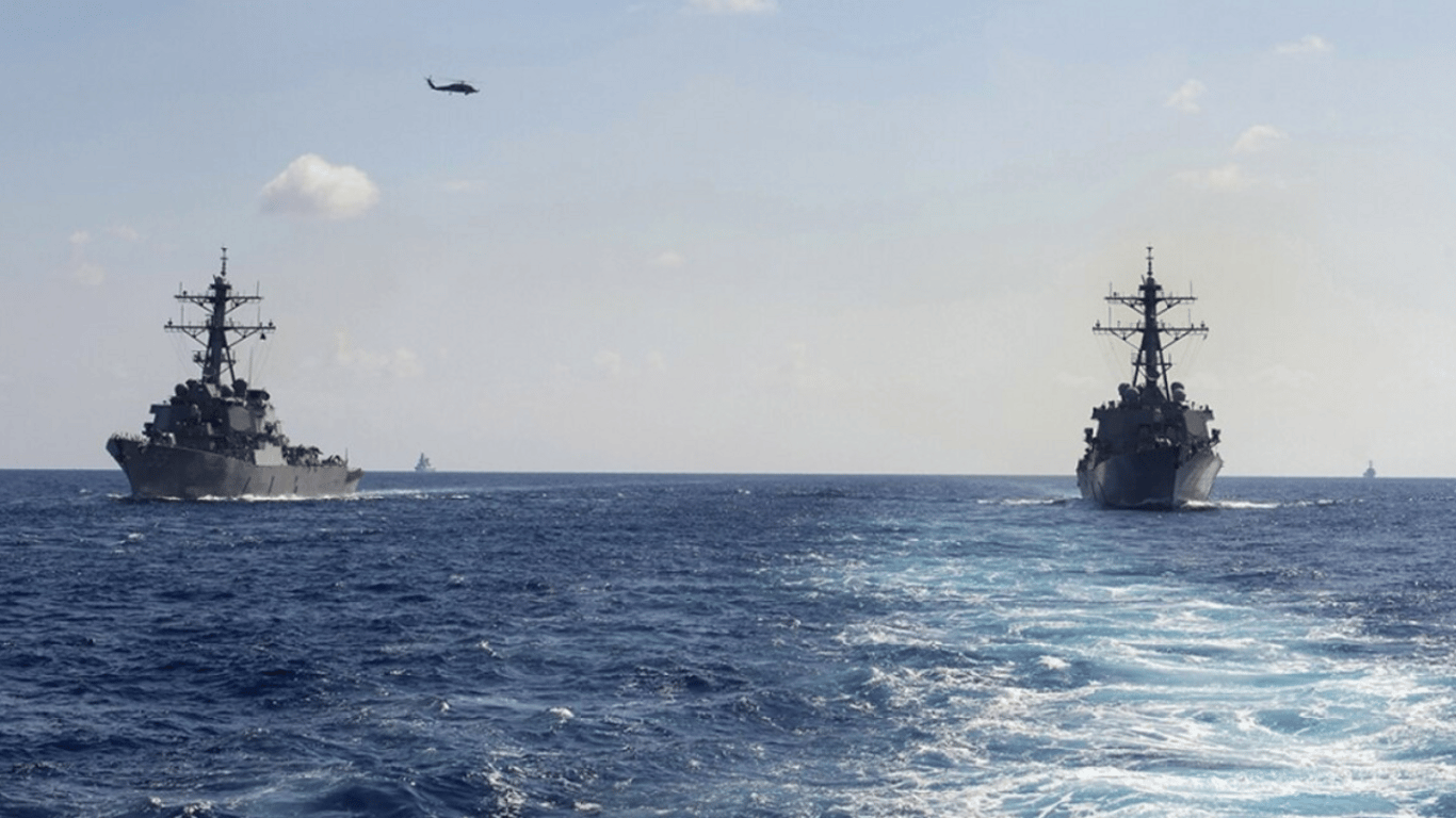 Штормовое Черное море не дает флоту России выходить на боевое дежурство.