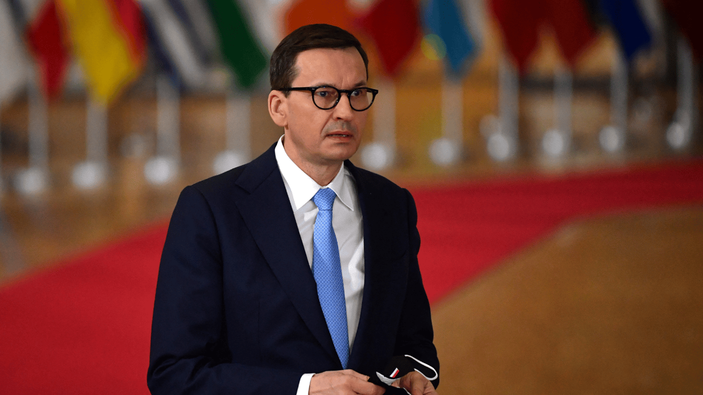 Пропаганда РФ действует во всех политических группах ЕС — экс-премьер Польши сделал заявление