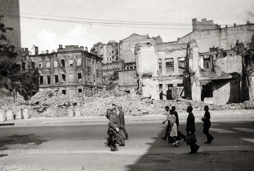 У Києві відзначають День визволення від нацистів — як це було - фото 2