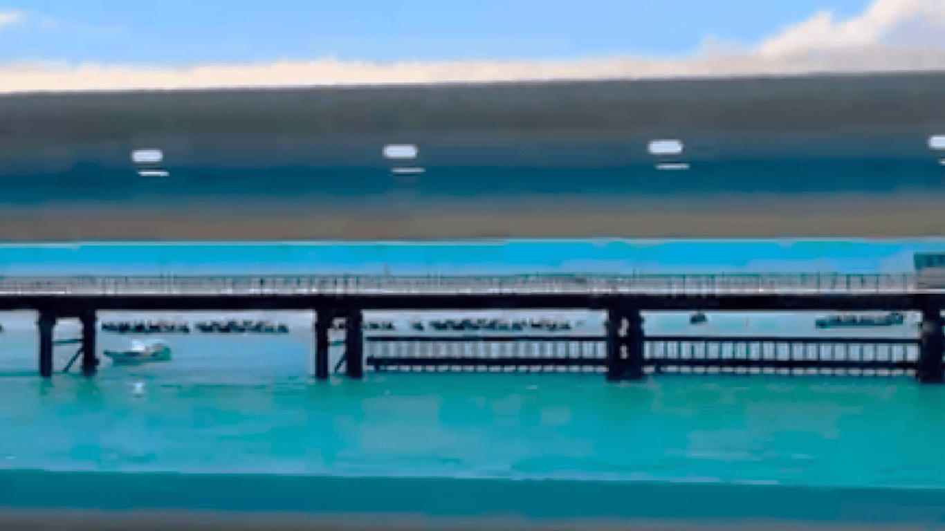 Росія будує паралельний міст у Керченській протоці — в мережі з'явились фото споруди - фото 2