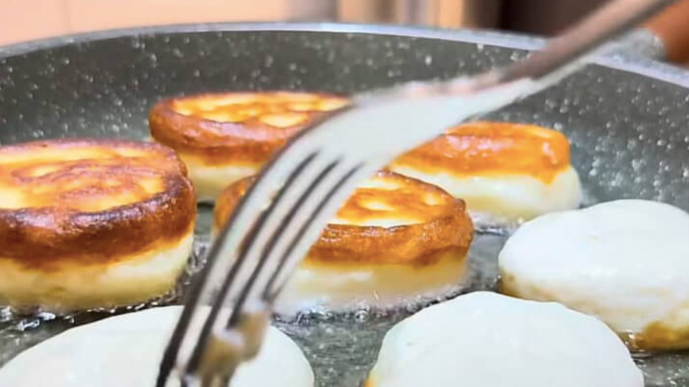 пишні оладки на сніданок