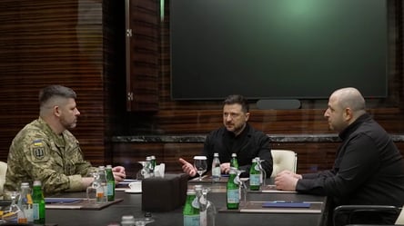 Зеленский дал поручение Гнатову и Умерову о сотрудничестве с ЕС - 285x160