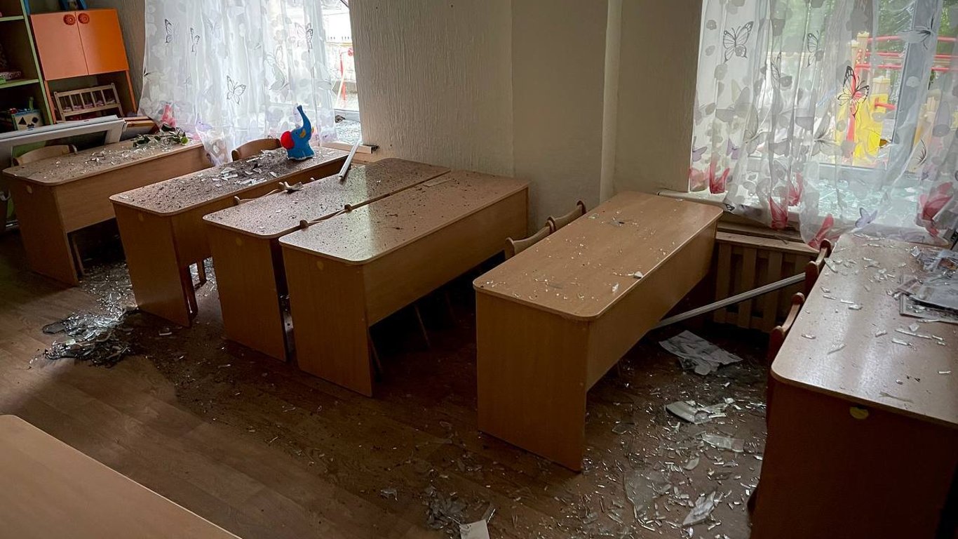 За неделю оккупанты в Одесской области повредили 14 школ