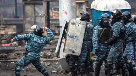 Розстріли на Майдані: справу колишнього командира спецроти "Беркуту" передали до суду - 285x160