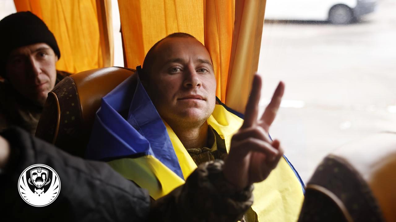 5 лютого 150 українських військових повернулися додому в результаті обміну з Росією