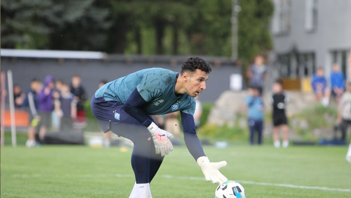 Руслан Нещерет