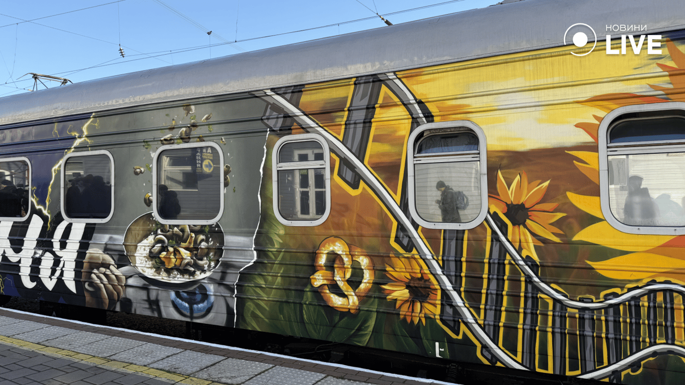 Потяг-кухня Укрзалізниці в Одесі: гаряча їжа під час блекауту - фото 2