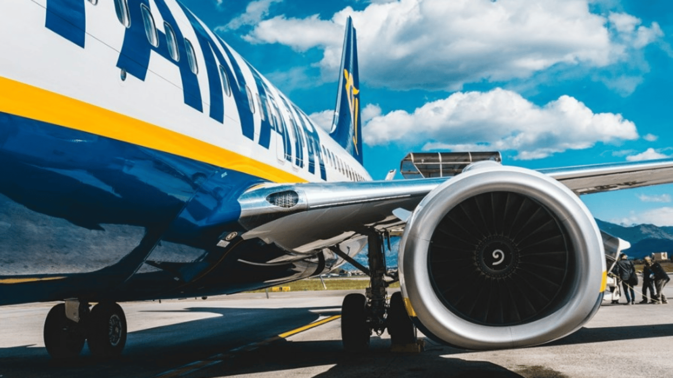 Чому Ryanair може не пустити на літак — правила для туристів