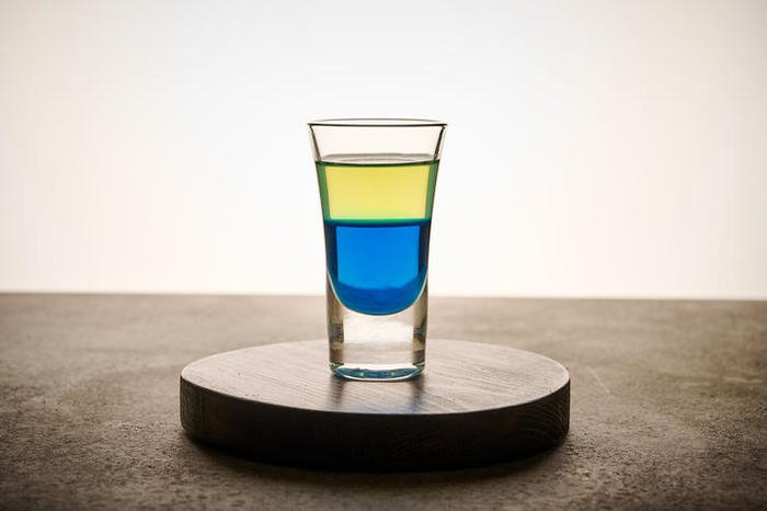 Коктейль "Украинский флаг"