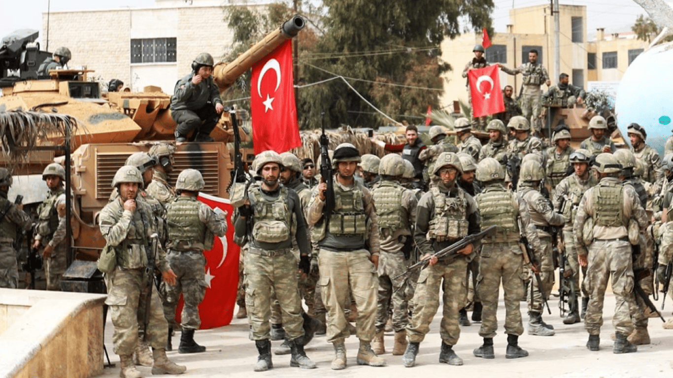 Туреччина завдала авіаударів по північному Іраку: що трапилось