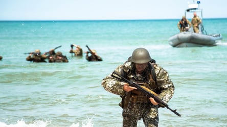 Экс-чиновник Генштаба рассказал, как ВСУ могут провести десантирование в Крыму - 285x160