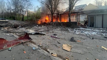 Росіяни обстріляли Запоріжжя: загинула жінка, є постраждалі - 304x171