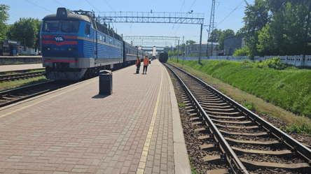 У Броварах 13-річну дівчинку вдарило струмом на вокзалі - 290x166