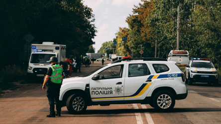 У Львові під час акції протесту затримали чоловіка з ножем: він рухався у бік спікерів - 290x166