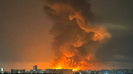 Обстріл Києва: понад 30 ракет за 20 хвилин - 290x166