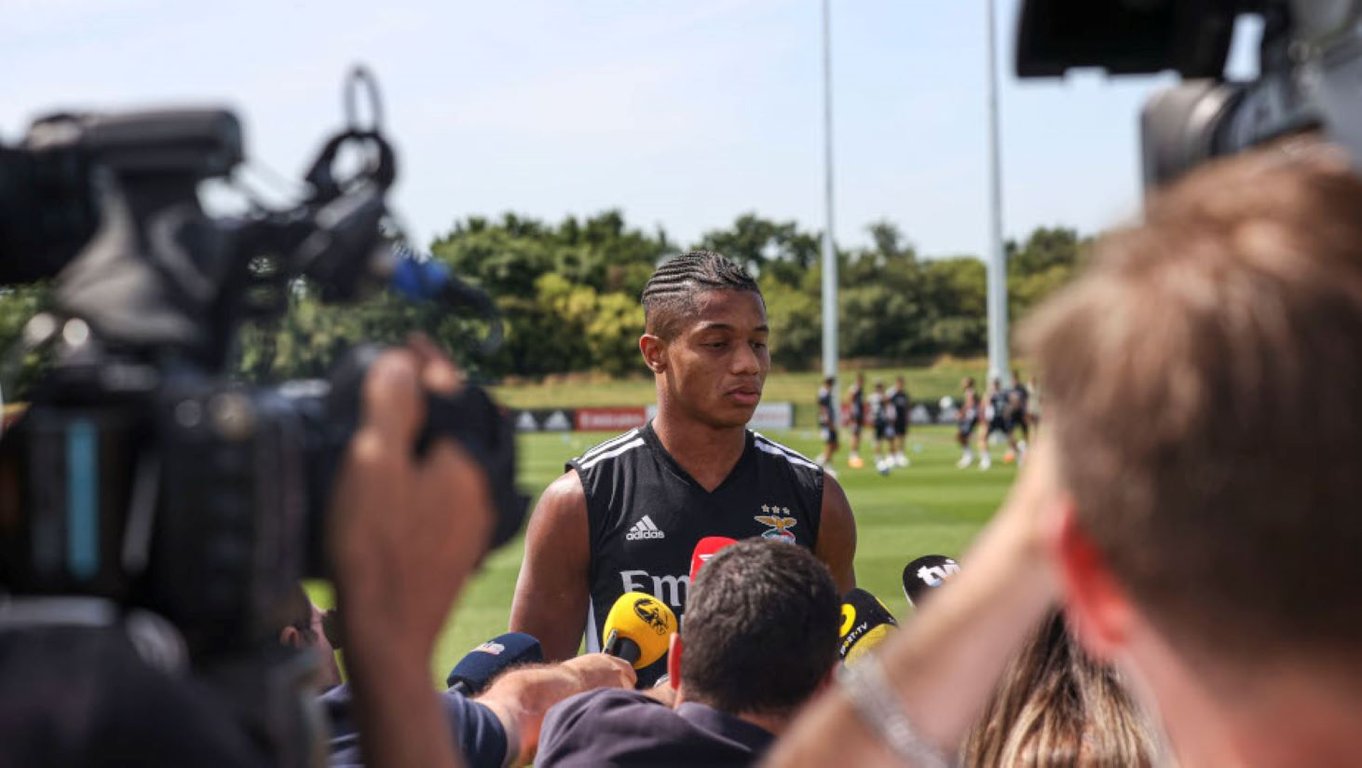 Давид Нерес