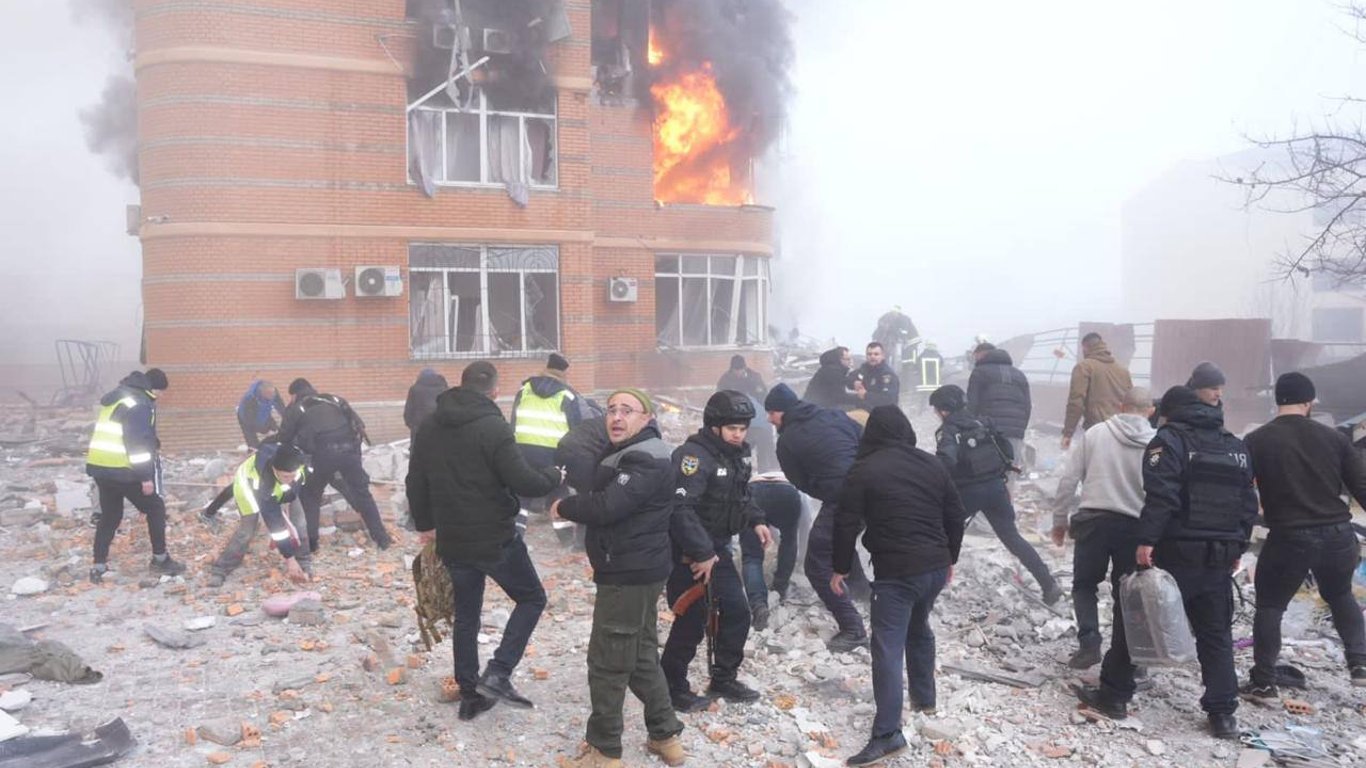 В Одесі ракета влучила у житловий будинок — що відомо про постраждалих