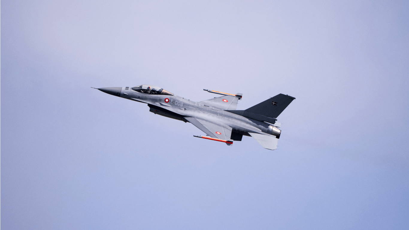 Перші F-16 для України — коли Київ отримає винищувачі