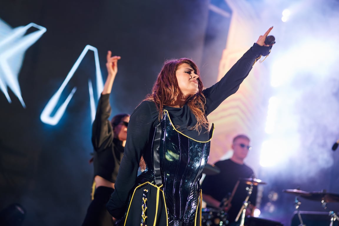 Солистка группы KAZKA Александра Зарицкая. Фото: менеджмент группы.