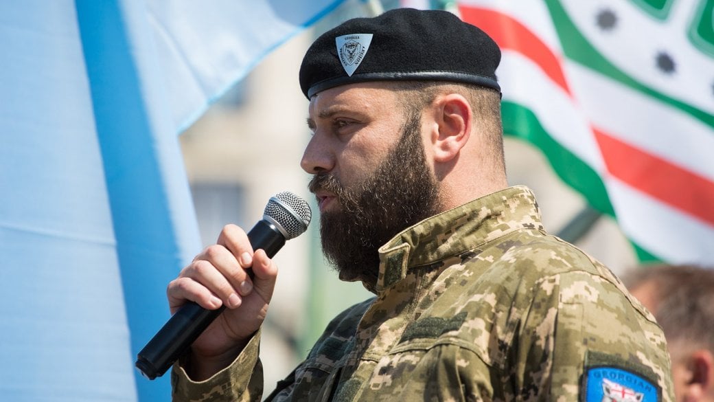 Мамука Мамулашвили, командир "Грузинского легиона" во время акции "Ичкерия жива!" на Майдане Незалежности, Киев, 13 августа 2017 год