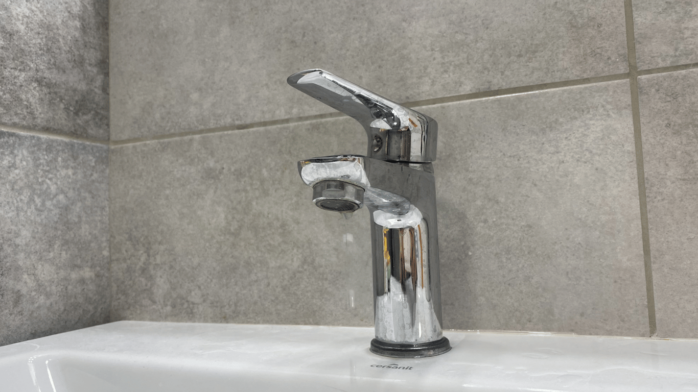 В Одессе некоторые улицы остались без воды из-за ремонта: адреса