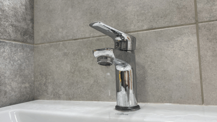 В Одессе некоторые улицы остались без воды из-за ремонта: адреса - 285x160