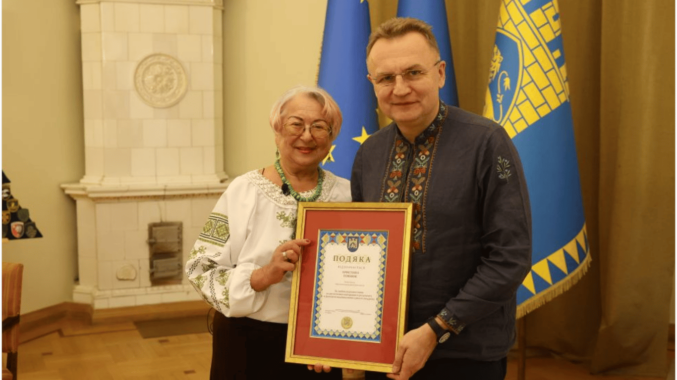 Садовый наградил 78-летнюю Кристину Гоянюк за безошибочное написание радиодиктанта