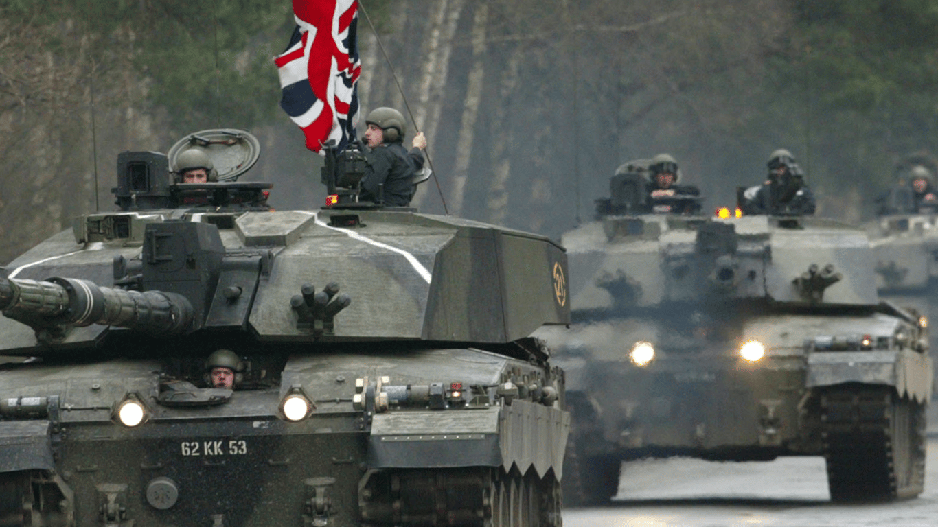 Велика Британія обіцяє Україні більше військової підтримки у 2023 році