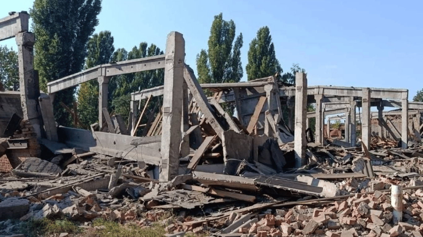 Росіяни атакували Харків та область: постраждала людина