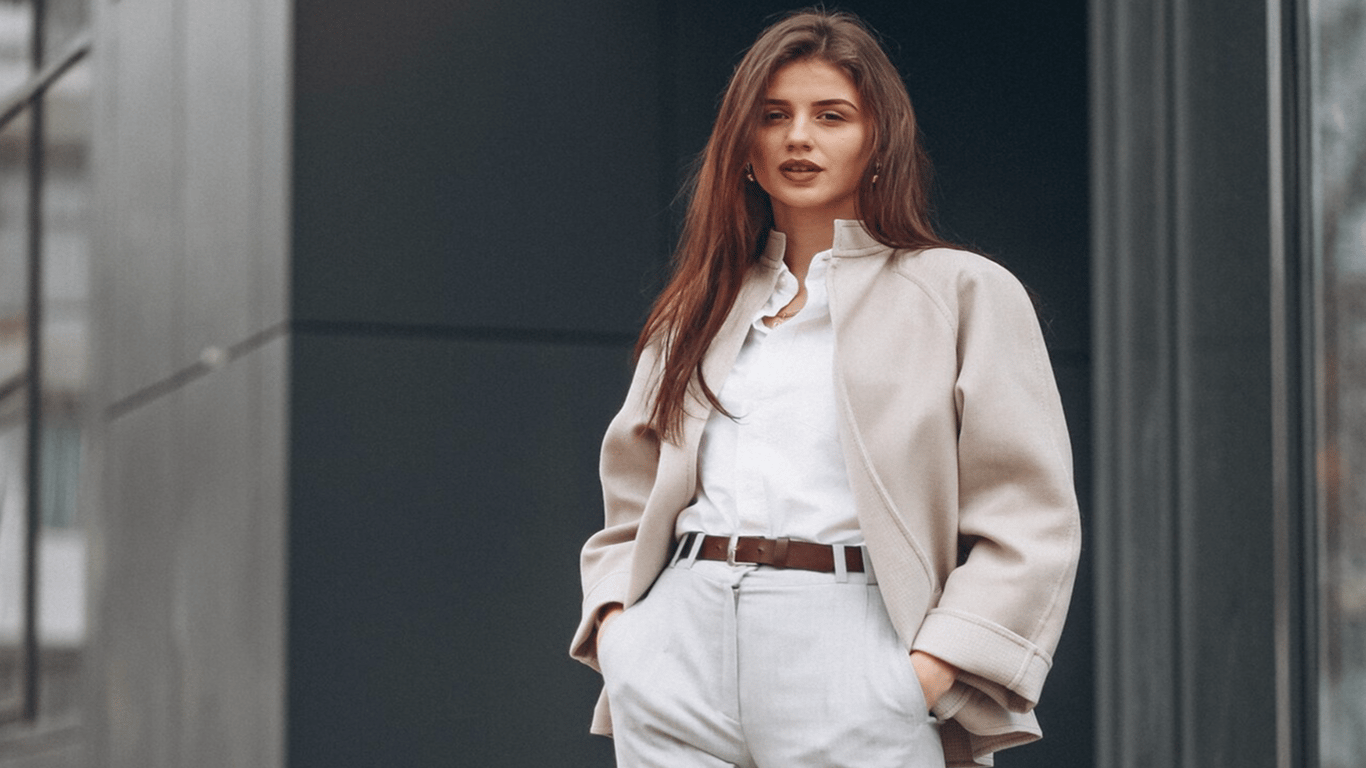 Практичні штани, які завжди рятують образ і скрізь доречні