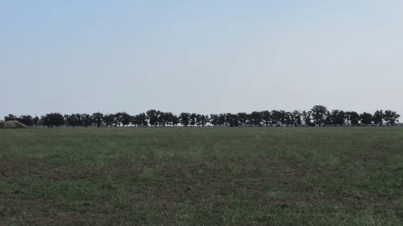 Земля, яка належить банку