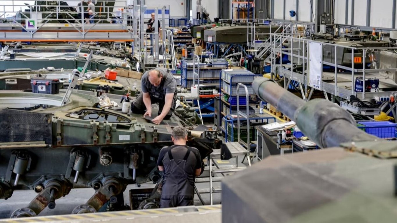 Німецький збройовий концерн Rheinmetall планує відкрити в Україні не менше чотирьох заводів