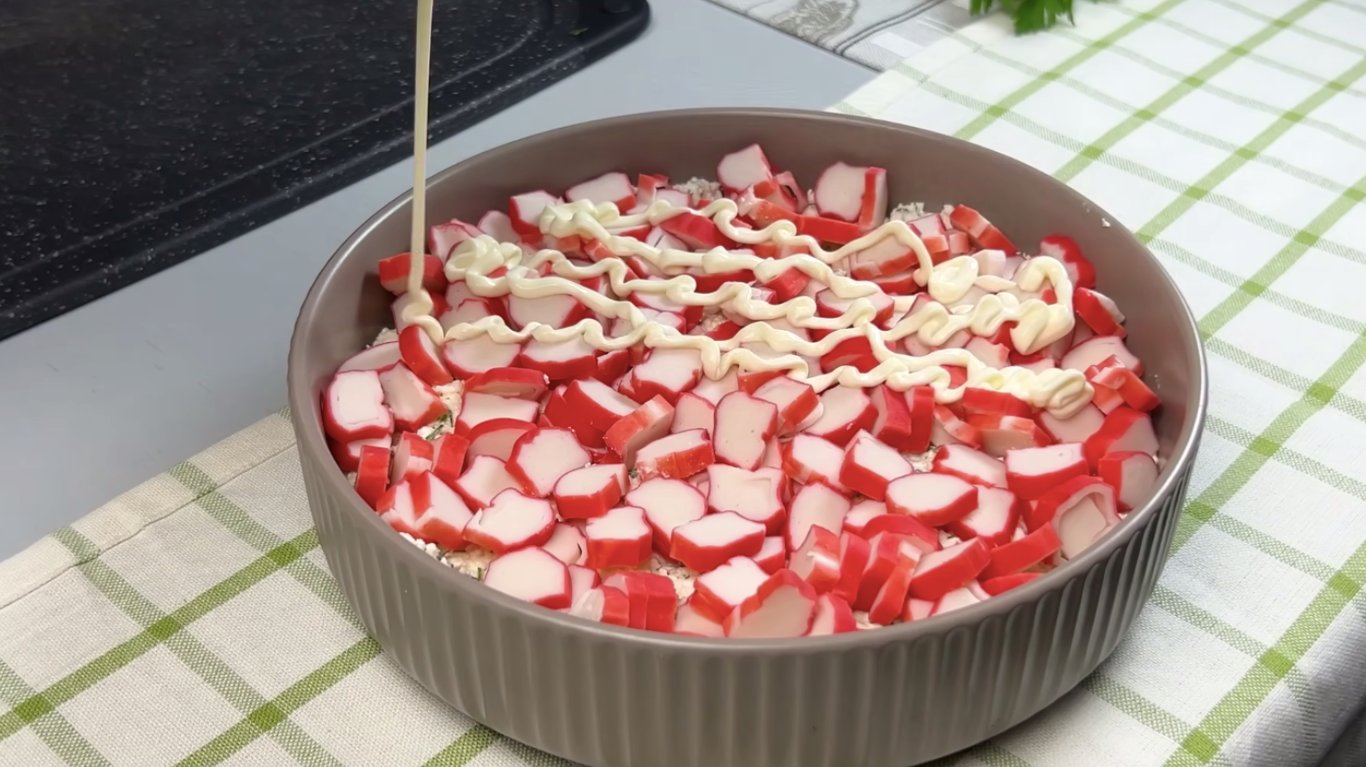 рецепт салату з крабовими паличками