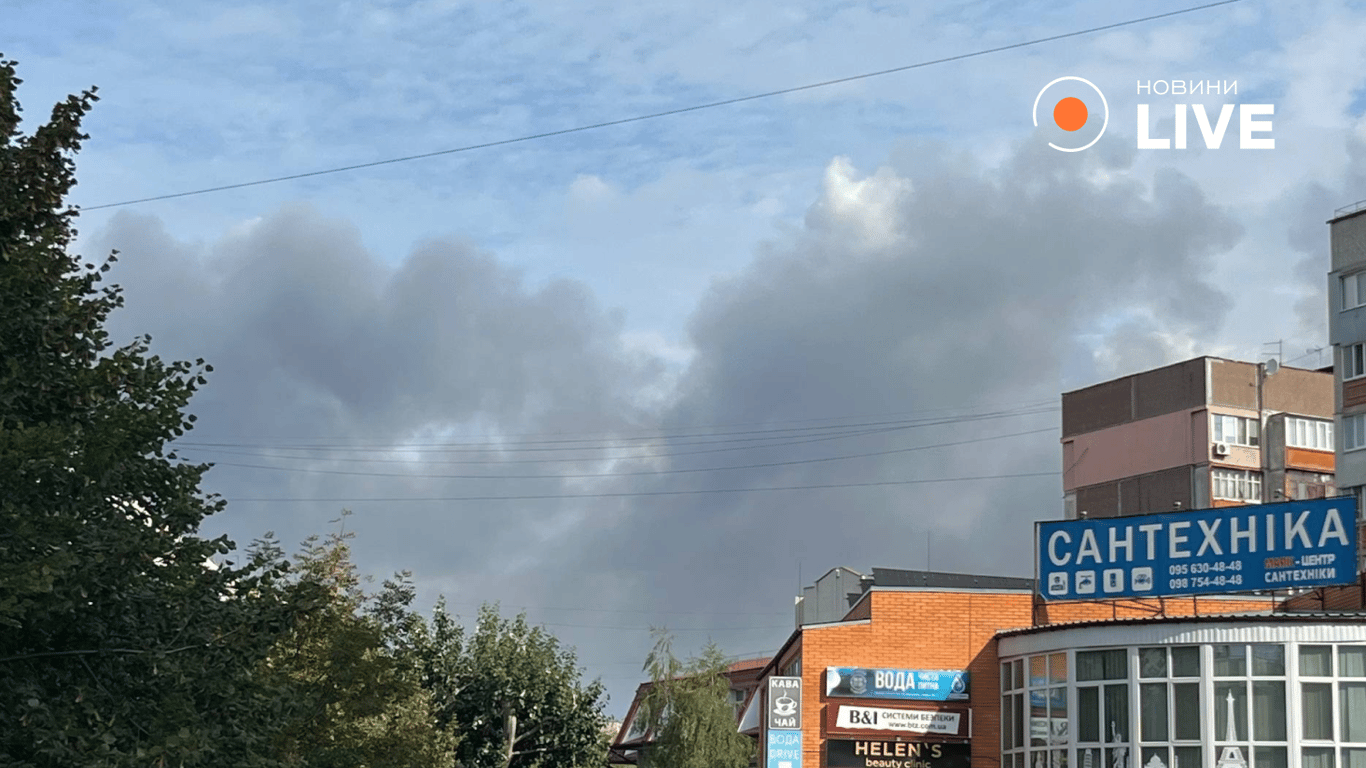 У Борисполі згоріла фармацевтична компанія через атаку РФ - фото 1