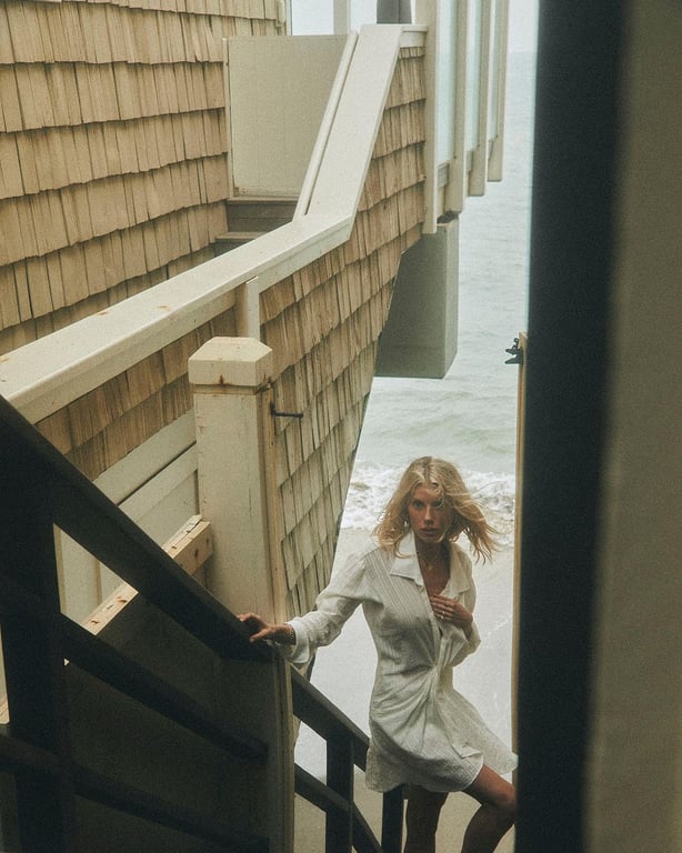 Одна з найбажаніших жінок світу знялась у відвертій рекламі ювелірних прикрас - фото 8