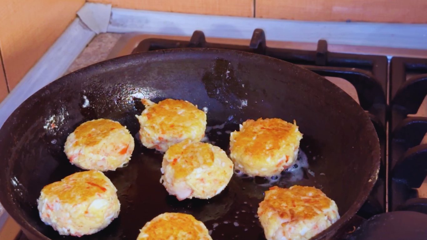 новий рецепт котлет з крабовими паличками