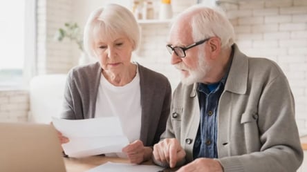 Експерт пояснив, якою має бути мінімальна пенсія в Україні - 285x160