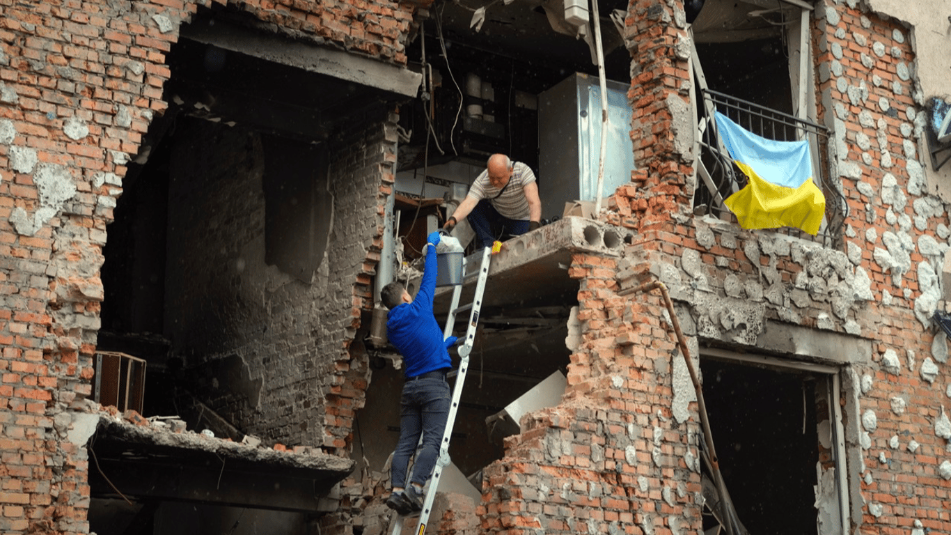 Украинцам будут выплачивать средства за отремонтированное жилье — Зеленский подписал закон