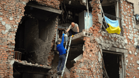 Українцям виплачуватимуть кошти за відремонтоване житло  — Зеленський підписав закон - 285x160