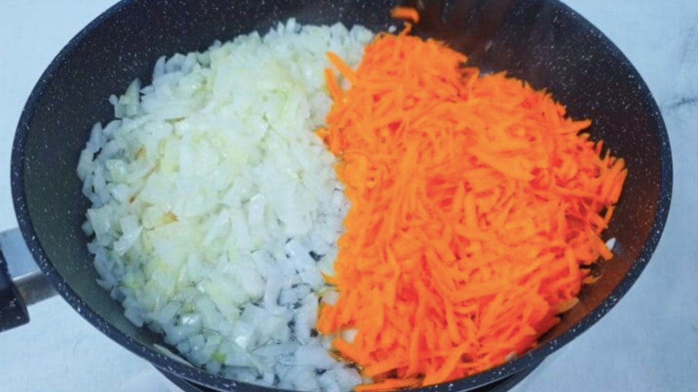 простой и вкусный рецепт тушеной капусты