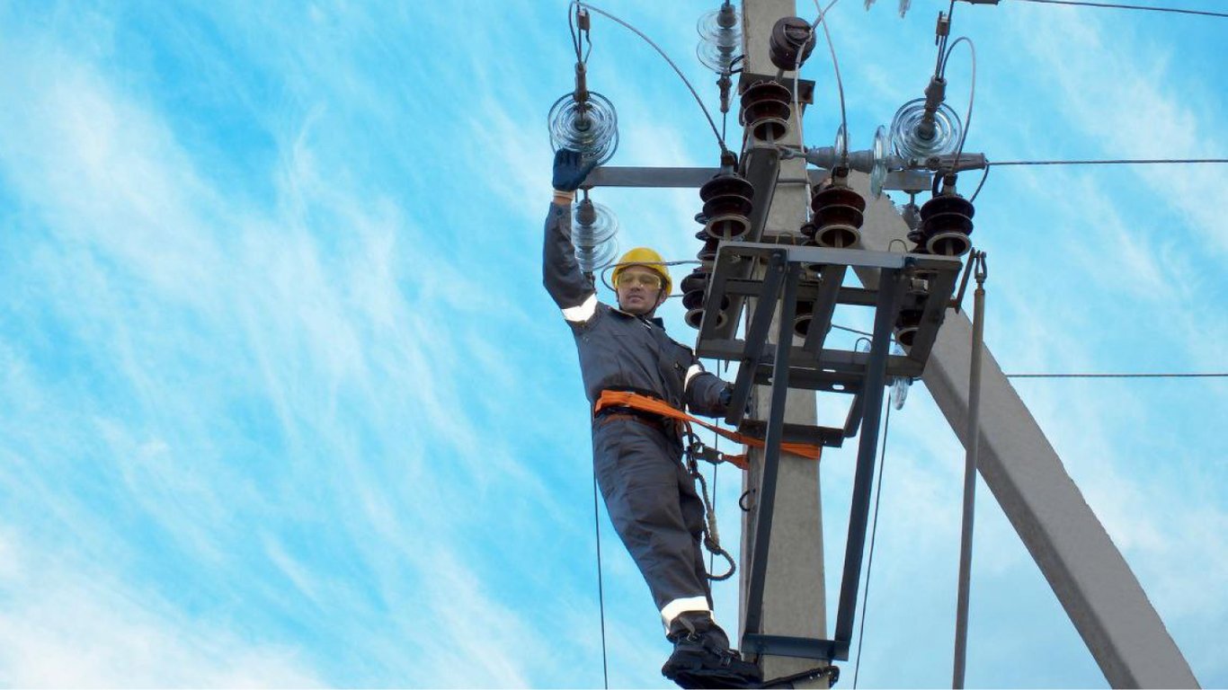В Одессе в двух районах пропал свет: авария на электросети