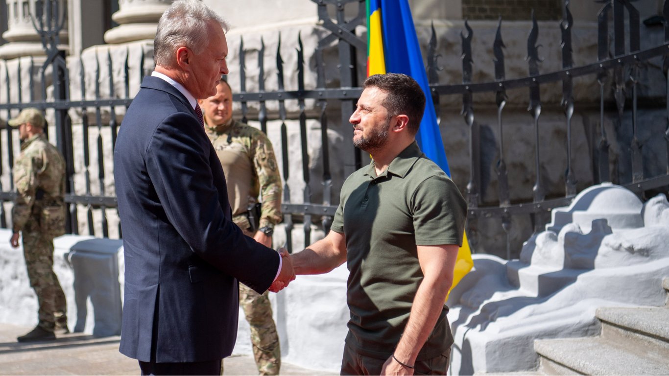 Президент Литвы рассказал, когда NASAMS прибудут в Украину