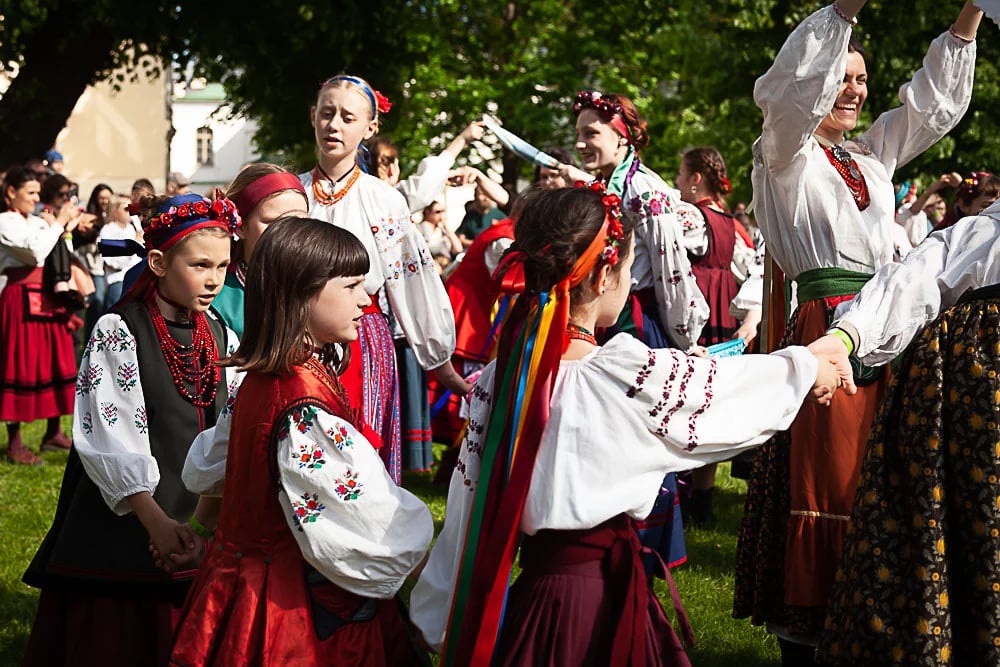 Вікенд на Великдень — куди поїхати з родиною на свята - фото 3