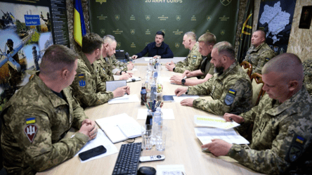 Зеленський зустрівся з військовими 20-го армійського корпусу - 290x160