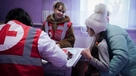 Денежная помощь от Красного Креста — кто получит 144 тыс. грн - 285x160