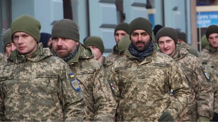 Мобилизация в Украине — поддержали ли в ОП бронирование мужчин с высокой зарплатой - 285x160